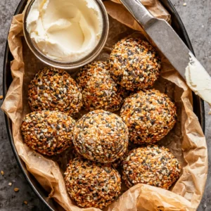 Delicious high-protein bagel bites made with simple ingredients, perfect for a healthy snack.